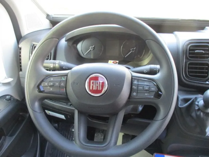 Fahrzeugbild Eura Mobil Profila RS PRS 695 EB Vorführwagen #23