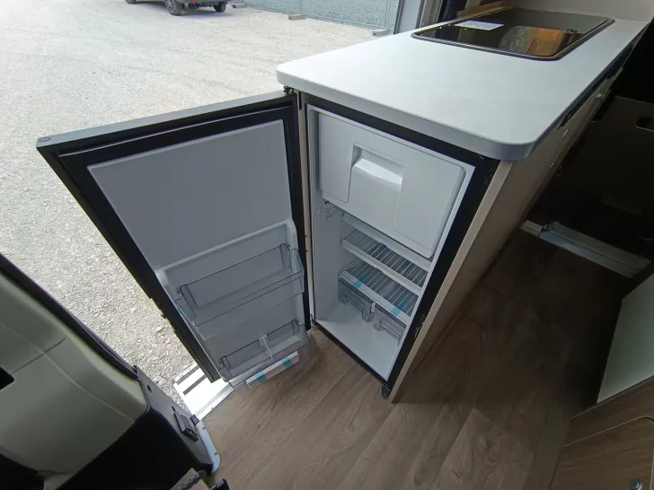 Fahrzeugbild Carado pro CV 602 140PS AUTOMATIK/LED-Scheinwerfer/AD #25