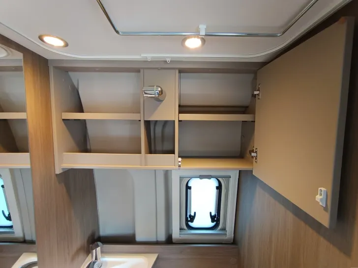 Fahrzeugbild Carado pro CV 602 140PS AUTOMATIK/LED-Scheinwerfer/AD #40