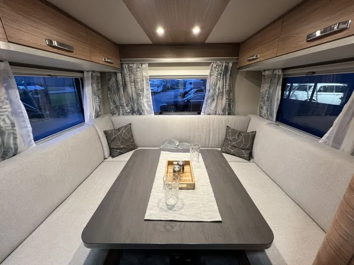 Fahrzeugbild Weinsberg CaraOne EDITION HOT 390 PUH #9
