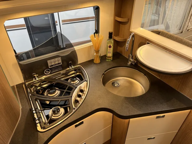 Fahrzeugbild Malibu I 490 RB LE comfort Mercedes #19