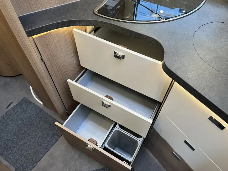 Fahrzeugbild Malibu I 490 RB LE comfort Mercedes #21