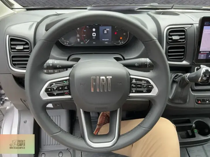 Fahrzeugbild Malibu Van first class - two rooms 640 LE RB Top! Fiat #11