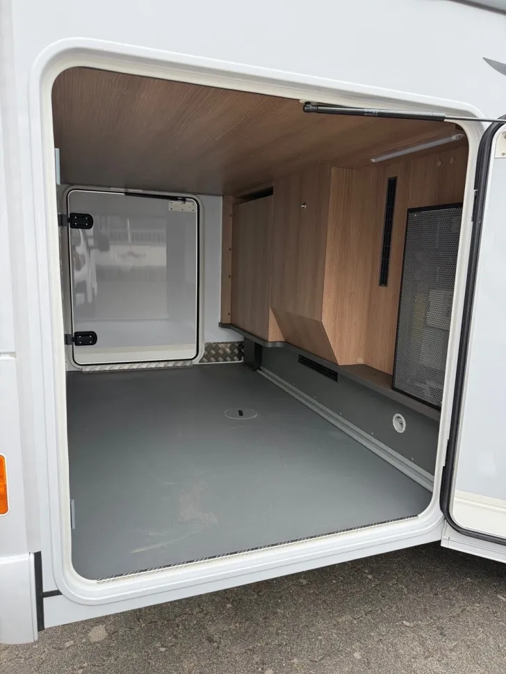 Fahrzeugbild Carthago C1-tourer I 141 KB LE #23