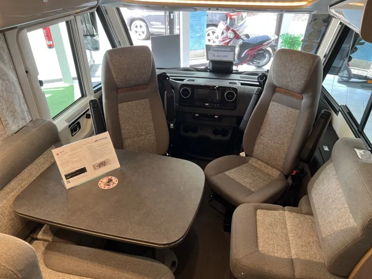 Fahrzeugbild Carthago C2-tourer I 147 RB LE L comfort #7