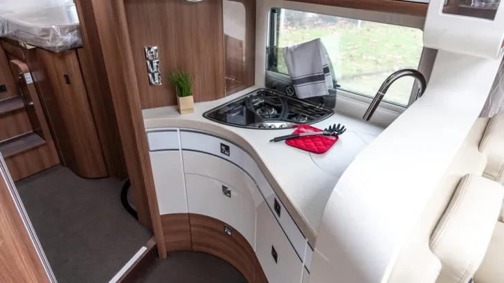 Fahrzeugbild Carthago chic e-line I 50 LE #8