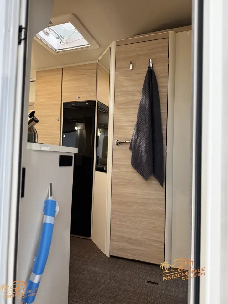 Fahrzeugbild Eura Mobil Activa One 570 HS Travel-Paket #10
