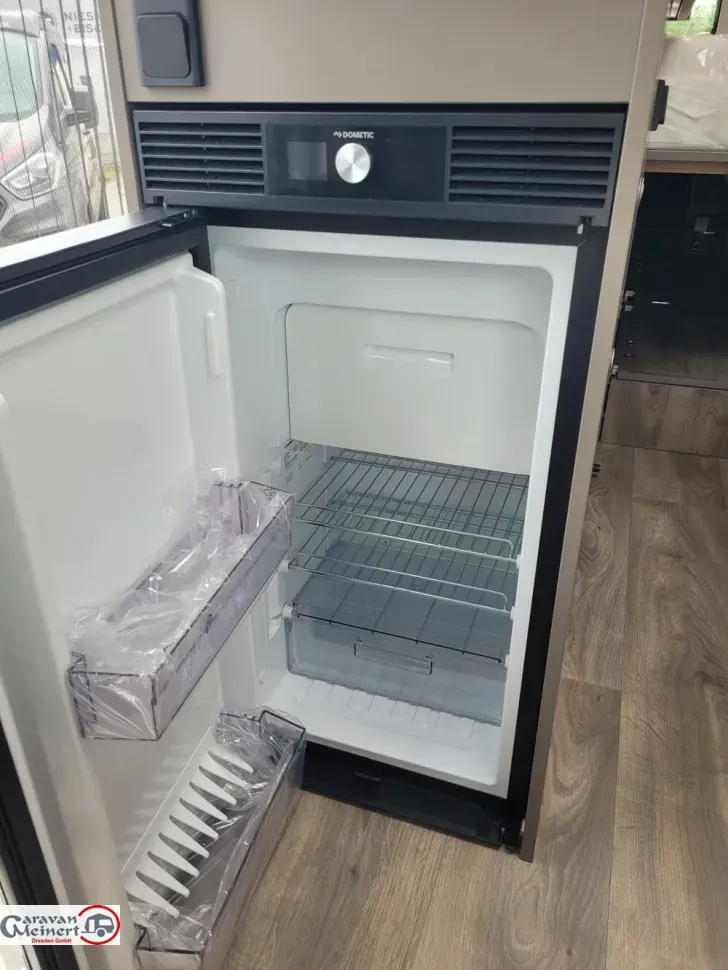 Fahrzeugbild LMC Innovan 592 #16