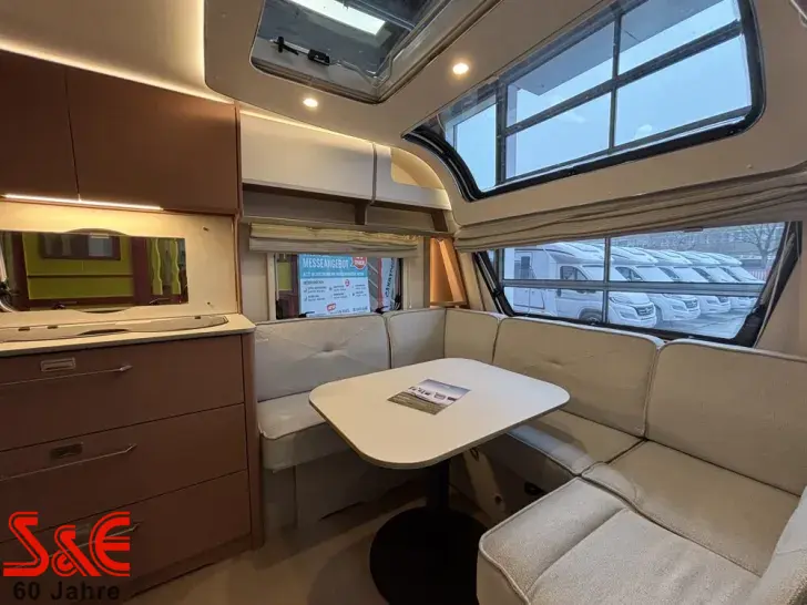 Fahrzeugbild Bürstner Averso 465 TS #9