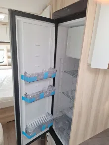Fahrzeugbild Hobby De Luxe 460 SFf 1.500 kg, Ambientebeleuchtung #7