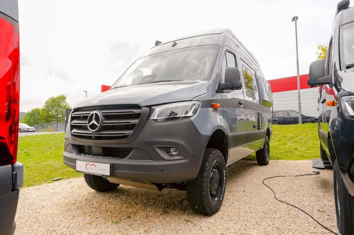 Fahrzeugbild Hymer Grand Canyon S 600 **PREISVORTEIL: 13.100 EURO** #2