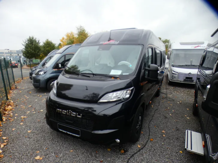 Fahrzeugbild Malibu Van First Class - Two Rooms 640 LE RB Sonderpreis #1