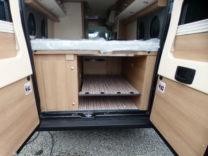 Fahrzeugbild Malibu Van First Class - Two Rooms 640 LE RB Sonderpreis #6