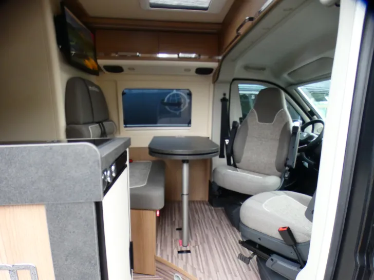 Fahrzeugbild Malibu Van First Class - Two Rooms 640 LE RB Sonderpreis #10