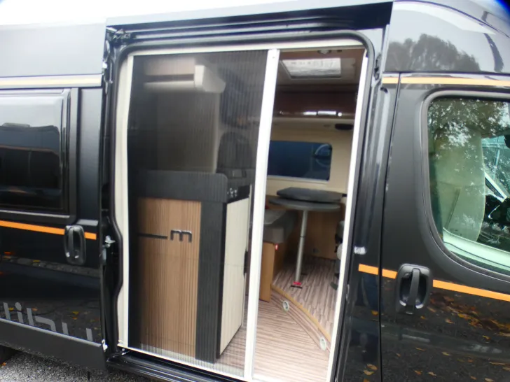 Fahrzeugbild Malibu Van First Class - Two Rooms 640 LE RB Sonderpreis #5