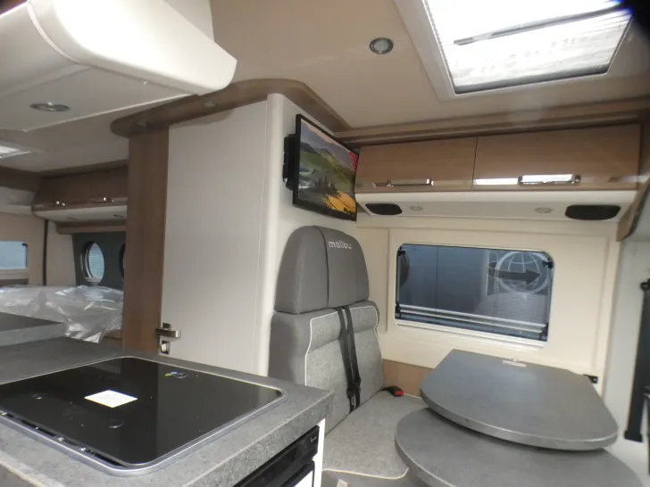 Fahrzeugbild Malibu Van First Class - Two Rooms 640 LE RB Sonderpreis #14