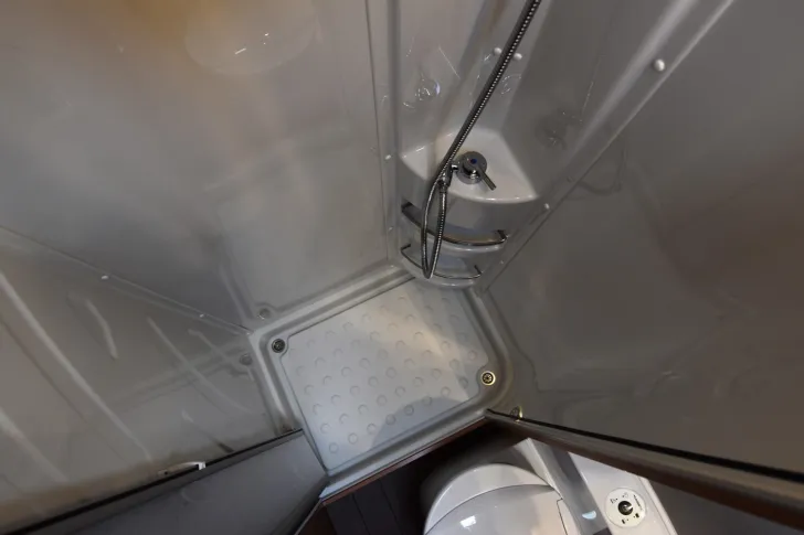 Fahrzeugbild Orangecamp 60 T 680 FB #21