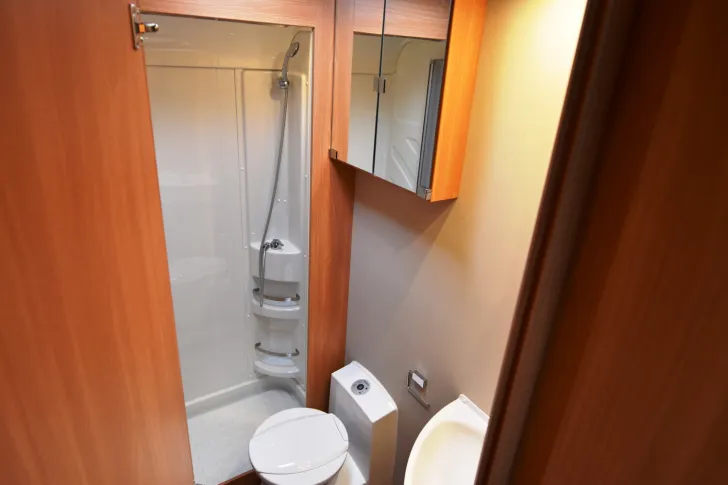 Fahrzeugbild Orangecamp 60 T 680 FB #22