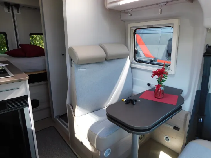 Fahrzeugbild Bürstner Lineo C 550 ab sofort verfügbar #9