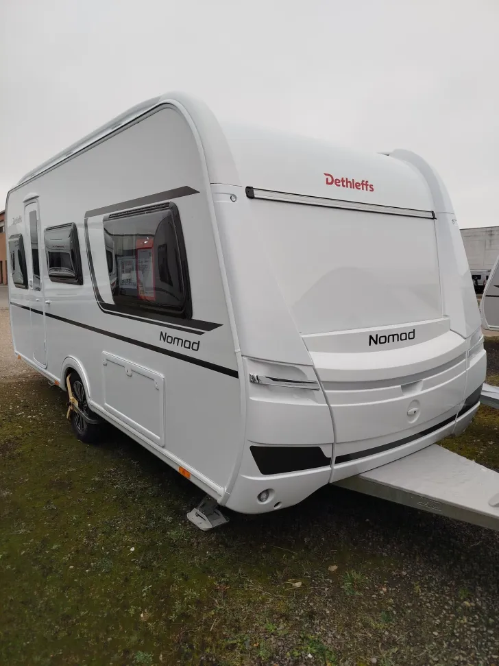 Fahrzeugbild Dethleffs Nomad 460 EL *Aktions-Festpreis*Glattblech* #3