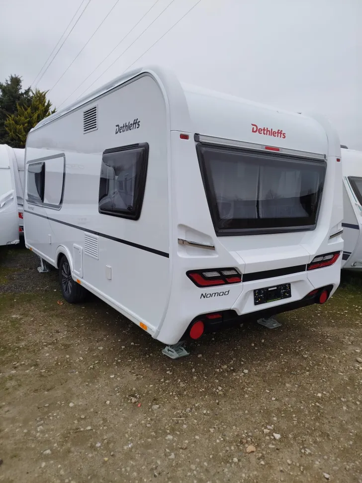 Fahrzeugbild Dethleffs Nomad 460 EL *Aktions-Festpreis*Glattblech* #5