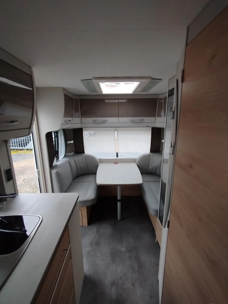 Fahrzeugbild Dethleffs Nomad 460 EL *Aktions-Festpreis*Glattblech* #6