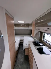 Fahrzeugbild Dethleffs Nomad 460 EL *Aktions-Festpreis*Glattblech* #7