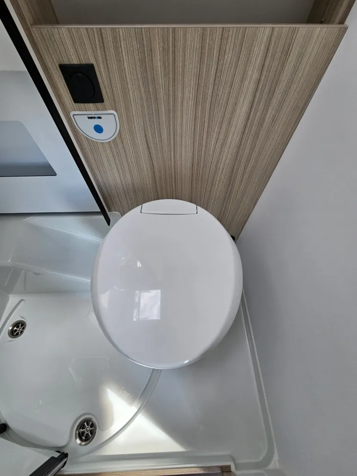 Fahrzeugbild Sun Living A 60SP Edition 25|Automatik|NAVI+RFK|SOLAR #13