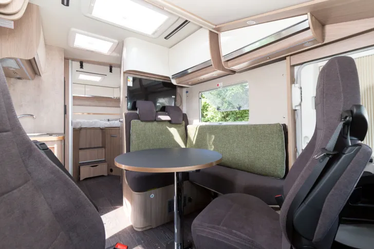 Fahrzeugbild Laika Ecovip H 3109 *6,99m+ 180 PS+ Automatik+4 Pers. #9