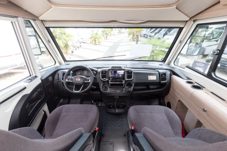 Fahrzeugbild Laika Ecovip H 3109 *6,99m+ 180 PS+ Automatik+4 Pers. #18