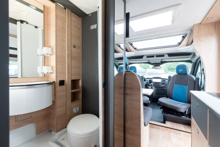 Fahrzeugbild Dethleffs Globebus Go T 15 ** 16.894  unter Listenpreis #14