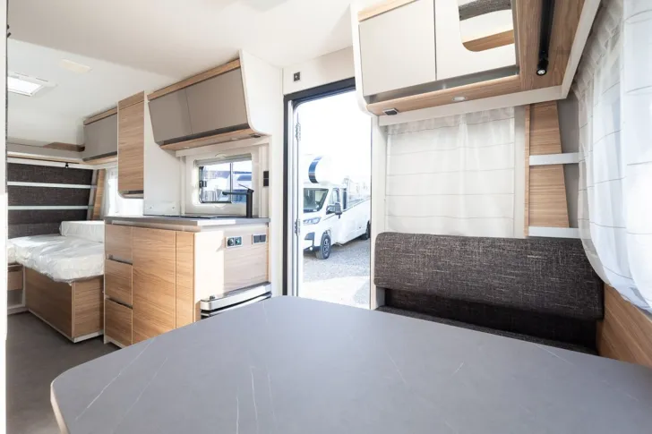 Fahrzeugbild Dethleffs Nomad 460 EL // 11% Rabatt #8