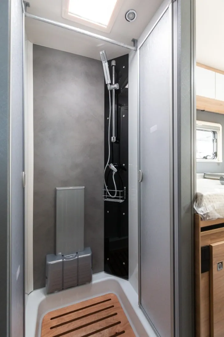 Fahrzeugbild Dethleffs XL Family 7812-2 // UVP: 145.718  #13