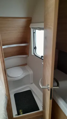Fahrzeugbild Knaus Südwind 60 YEARS 500 FU Sie sparen  5364,00 #8
