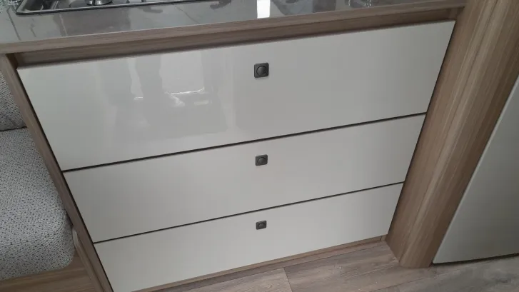 Fahrzeugbild Fendt Tendenza 550 SG Auflastung 2000kg #9