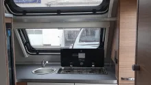 Fahrzeugbild Weinsberg CaraOne EDITION HOT 390 PUH 1500kg, Hubbett #4