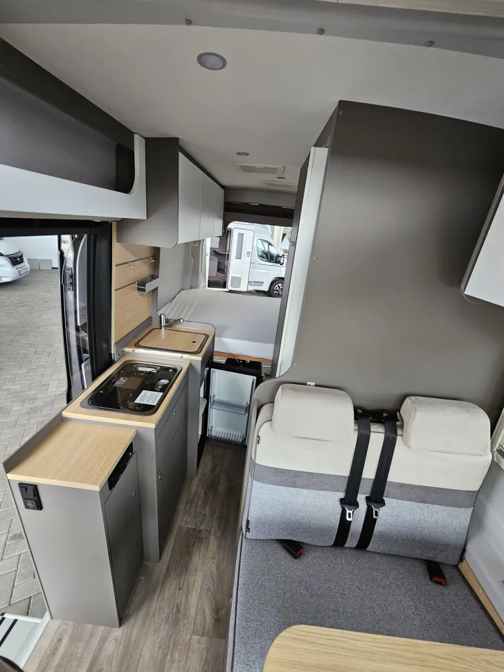 Fahrzeugbild LMC Innovan 590 New Edition ACC / AHK / Sonderpreis #11