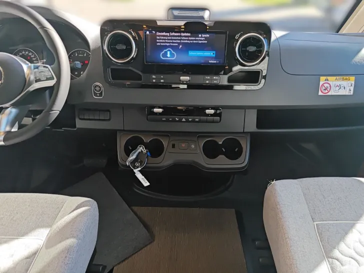Fahrzeugbild Carthago C2-tourer I 141 KB LE comfort SIE SPAREN 12385,- #9