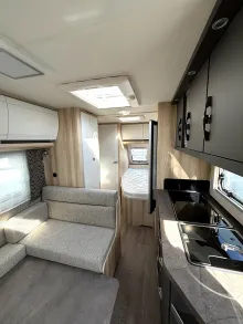 Fahrzeugbild Hobby De Luxe 540 KMFe #7