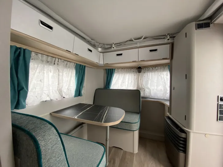 Fahrzeugbild Hymer Eriba Eriba Touring 550 Harbour Blue zum Sonderpreis #10