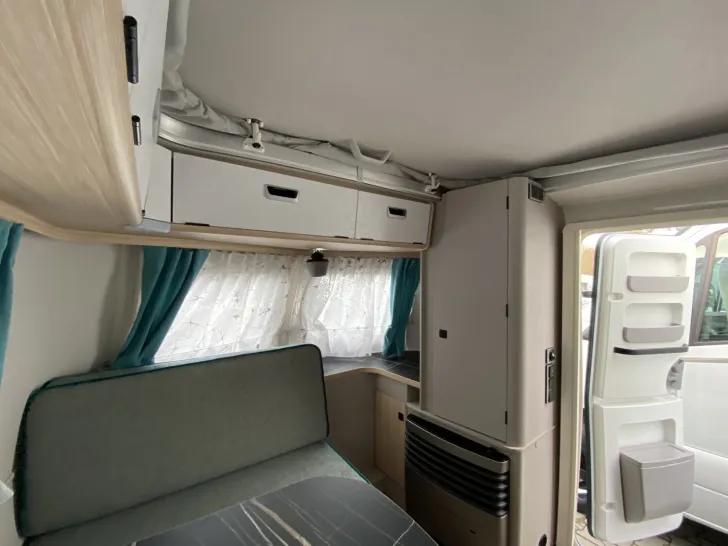 Fahrzeugbild Hymer Eriba Eriba Touring 550 Harbour Blue zum Sonderpreis #11