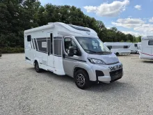 Fahrzeugbild Carado T 338 TOP Mietwagen Autom Hubbett #1