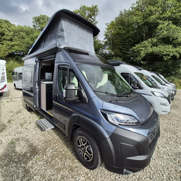 Fahrzeugbild Carado pro+ CV 600 Dieselheizung,LED-Scheinw,Schlafdach #3