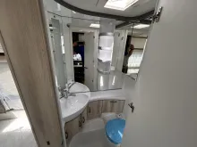 Fahrzeugbild Hobby De Luxe 460 LU #12