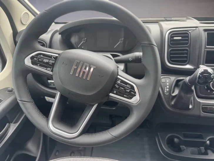 Fahrzeugbild Sunlight T 69LC Adventure Edition #8