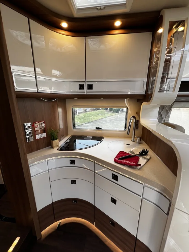 Fahrzeugbild Carthago chic e-line I 61 XL LE #10