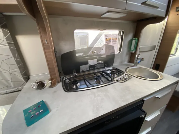 Fahrzeugbild Knaus Sport 460 EU #15