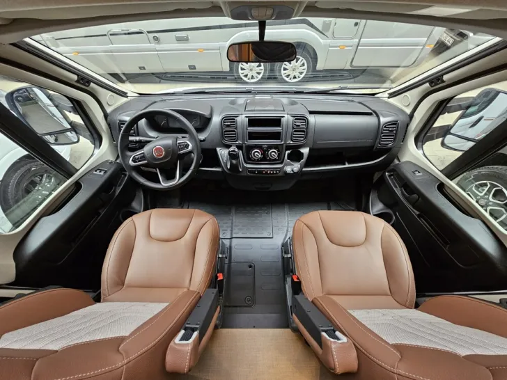 Fahrzeugbild Bürstner Lyseo TD 644 G #26