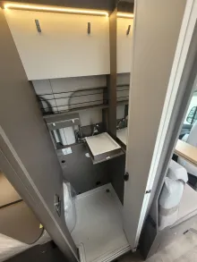 Fahrzeugbild LMC Innovan 592 #17