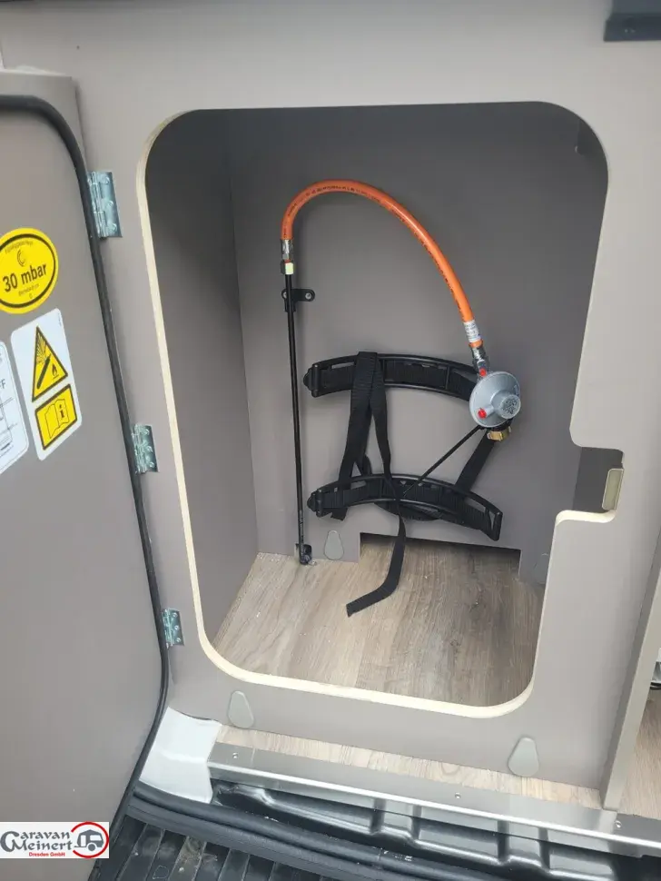 Fahrzeugbild LMC Innovan 592 #23